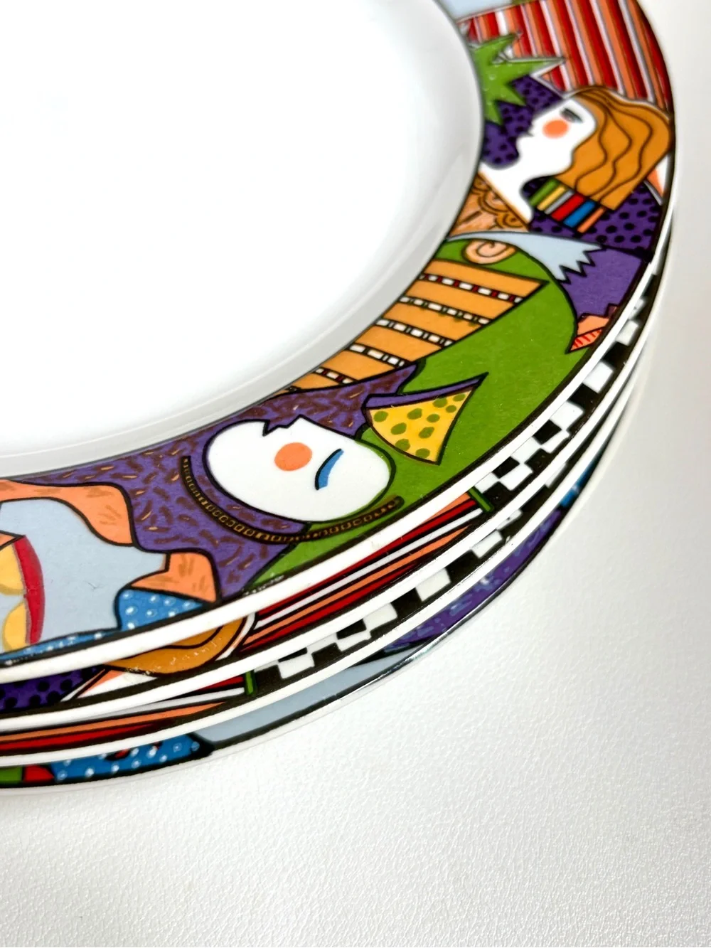 Set of 4: 80s 90s Vitromaster Metropolitan Lunch Plate Memphis Style Postmodern